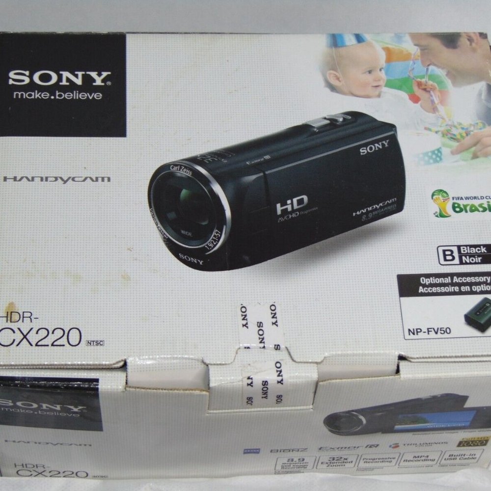 NEW Sony HDR-CX220 Full HD Handycam Carl Zeiss Lens Exmor CMDS Sensor Black